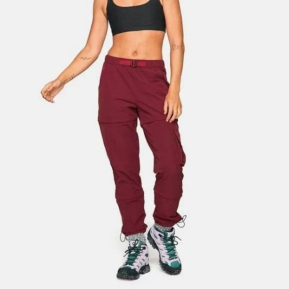 Outdoor Voices RecTrek Zip-Offs in Truffle